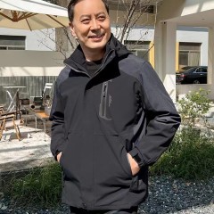 爸爸外套春秋季新款夹克可拆卸中老年人冲锋衣男三合一爷爷上衣服